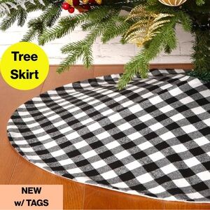 2/for $20 🪩 Black & White Buffalo Plaid Checkered Tree Skirt - 48 x 22